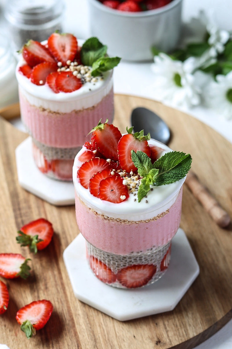 Parfait au pouding de chia et smoothie aux fraises – GoGo Quinoa