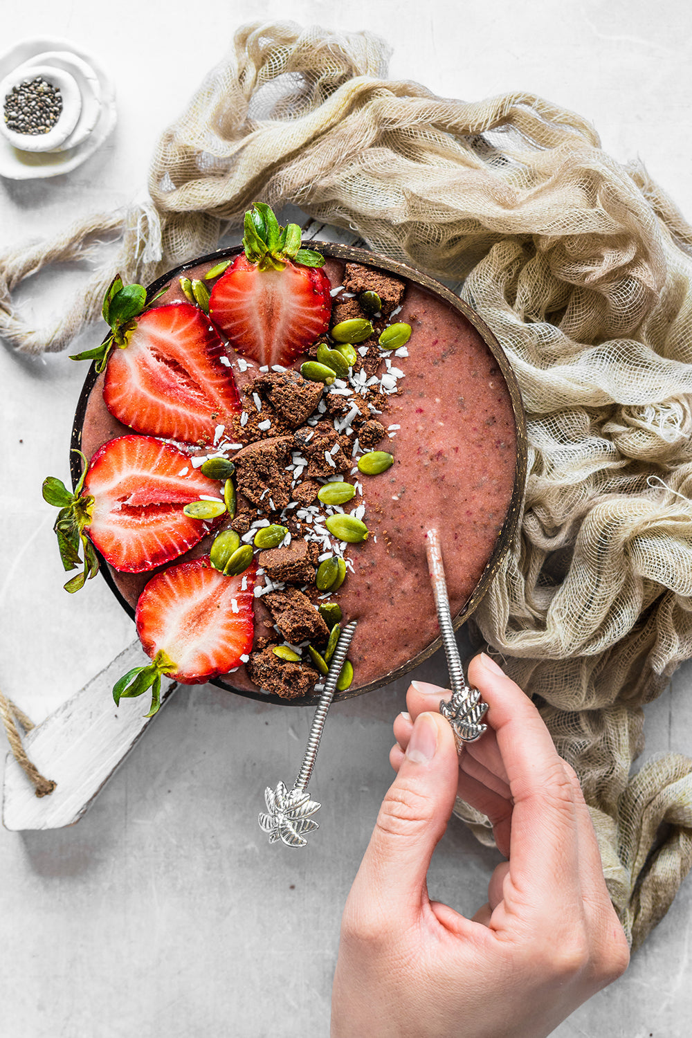 Chocolate Strawberry Smoothie Bowl