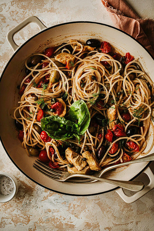 One Pot Vegan Spaghetti Puttanesca